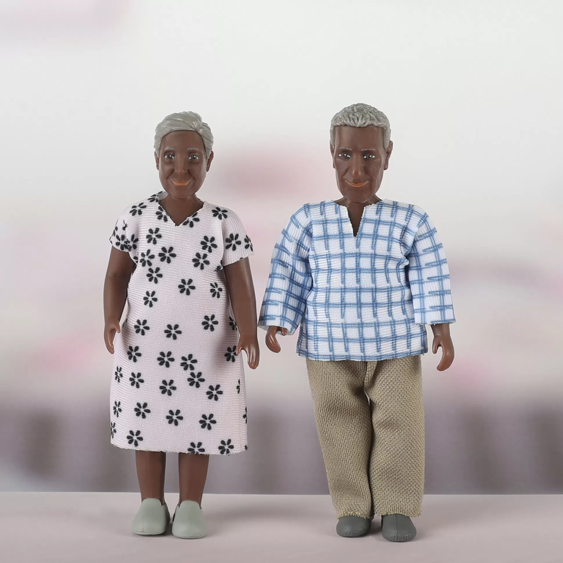 LUNDBY Dolls & Doll Accessories< Dollshouse Dolls Elderly Couple Billie