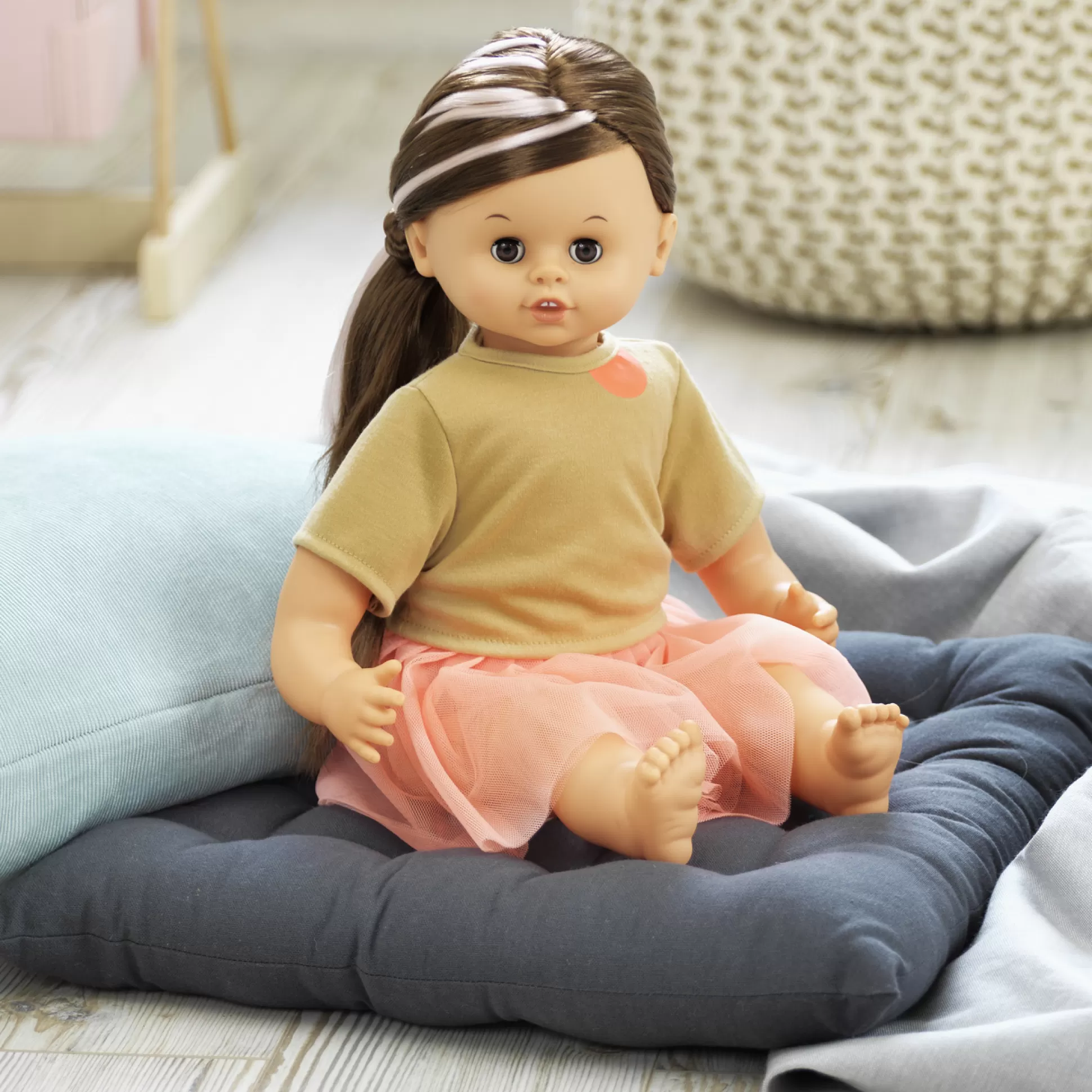 LUNDBY Dolls & Doll Accessories< Talking Doll Victoria Dark Hair