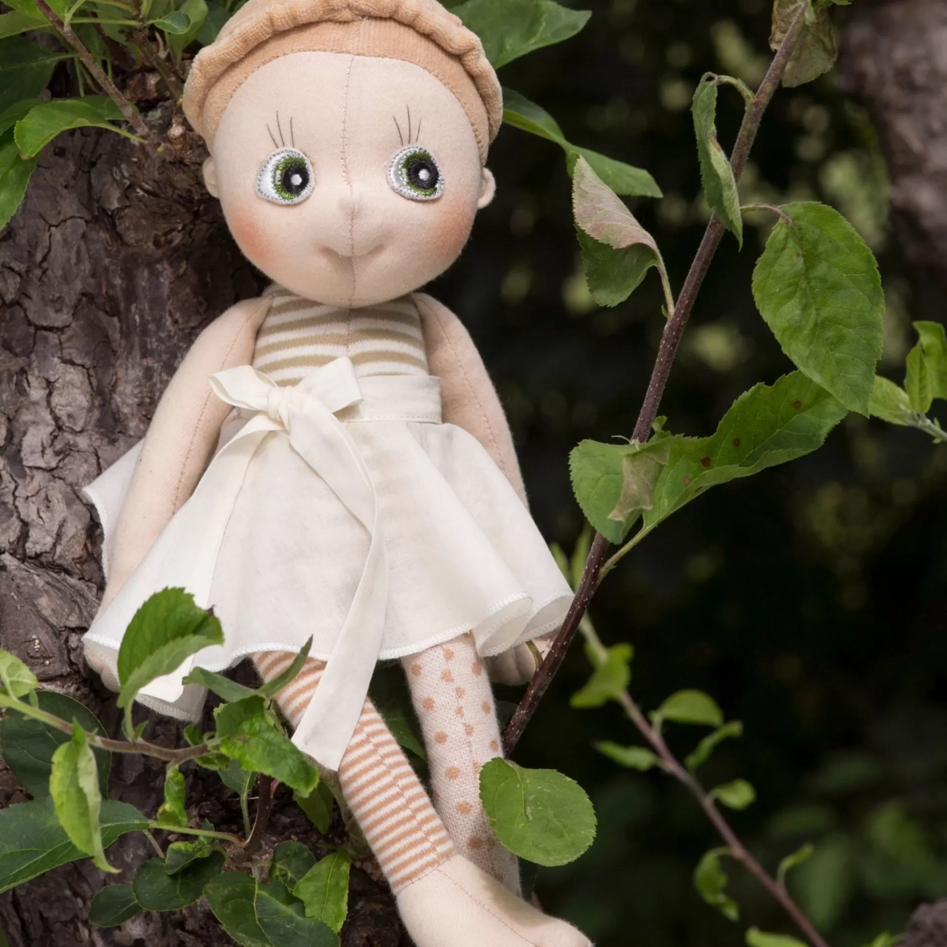 RUBENS BARN Dolls & Doll Accessories< Soft Doll Hazel Ecobuds